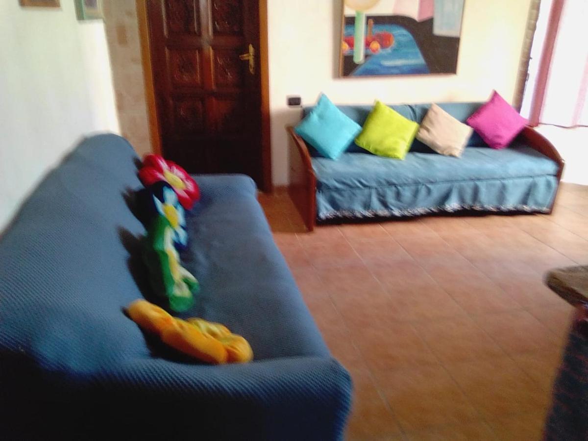 Apartamento L'Impossibile Appiano Gentile Exterior foto